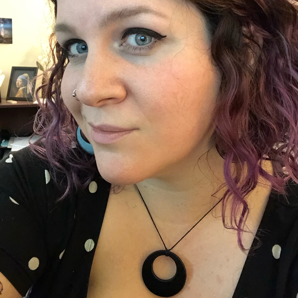 Meet your Posher, Lindy